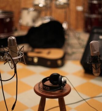 Sonidista Cómo Funciona la Grabación en un Estudio
